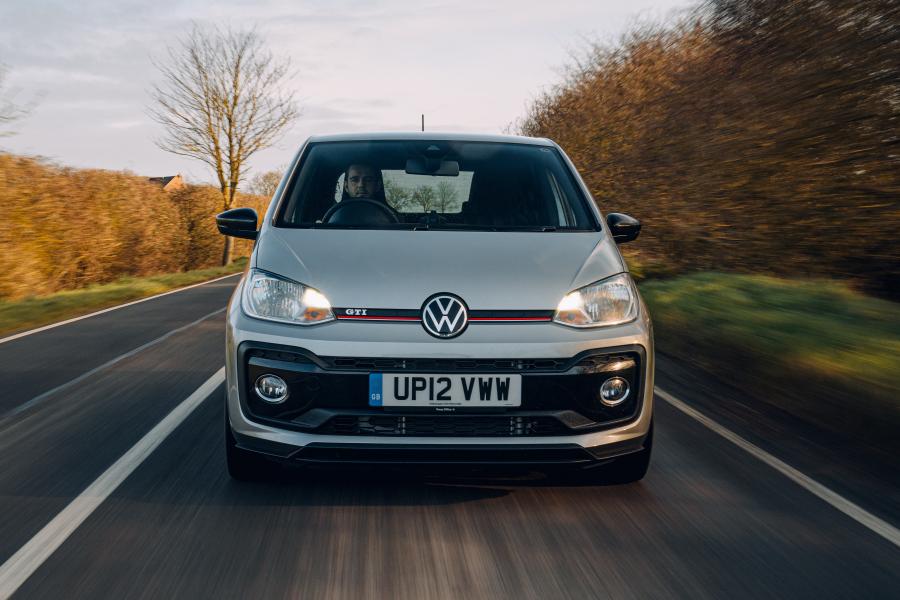  Volkswagen up! GTI 2020 года  (UK) (фото 19 из 40)